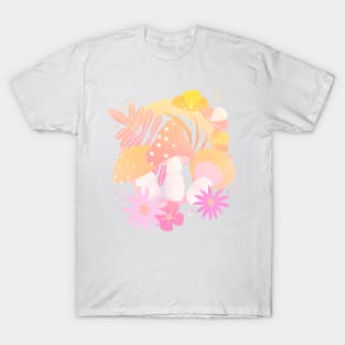 Magic mushrooms and flowers, pink and yellow gradient T-Shirt